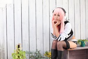 Itsuki Chang (五木あきら) "Sonicomi" Super Sonico