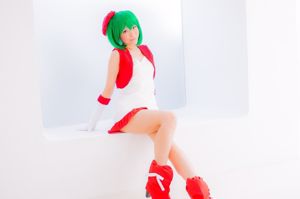 Yuki Mashiro Cosplay "Macros" Ranka Lee (versi Xmas)