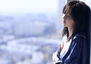 Rina Aizawa << Adiós inocencia.