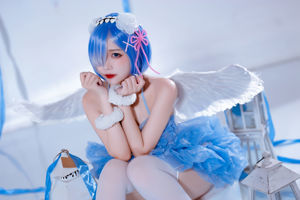 [Welfare COS] Popularny Coser Nizo Nisa - Rem Angel