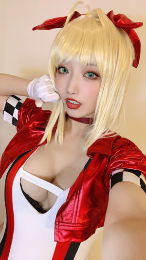 [Cosplay] Bloger anime Cheche Celia - Nero Racing