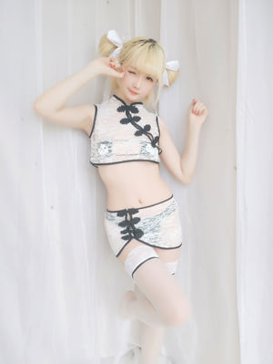 Các ngôi sao đến quá muộn "Panda Cheongsam" [WIFI COSPLAY]