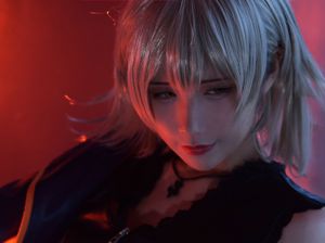 [網紅Coser] 九曲Jean 《黑貞德》