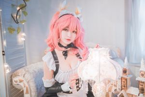 Beauty Coser Teppanyaki Ghost Dance met "Tamazo Former Maid"