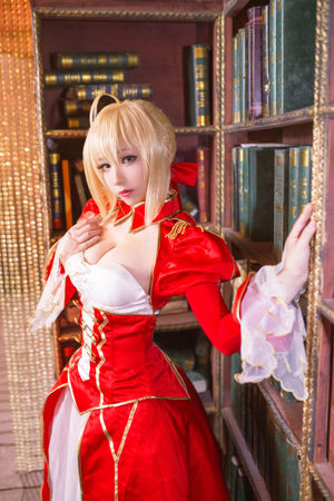 Coser Chihiro-sama "Nero's Formal Wear"