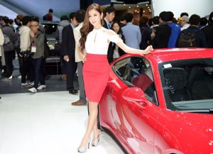 รวมภาพรถเกาหลีรุ่น Cui Xingya / "Red Skirt Series ของ Cui Xinger ที่งานออโต้โชว์"